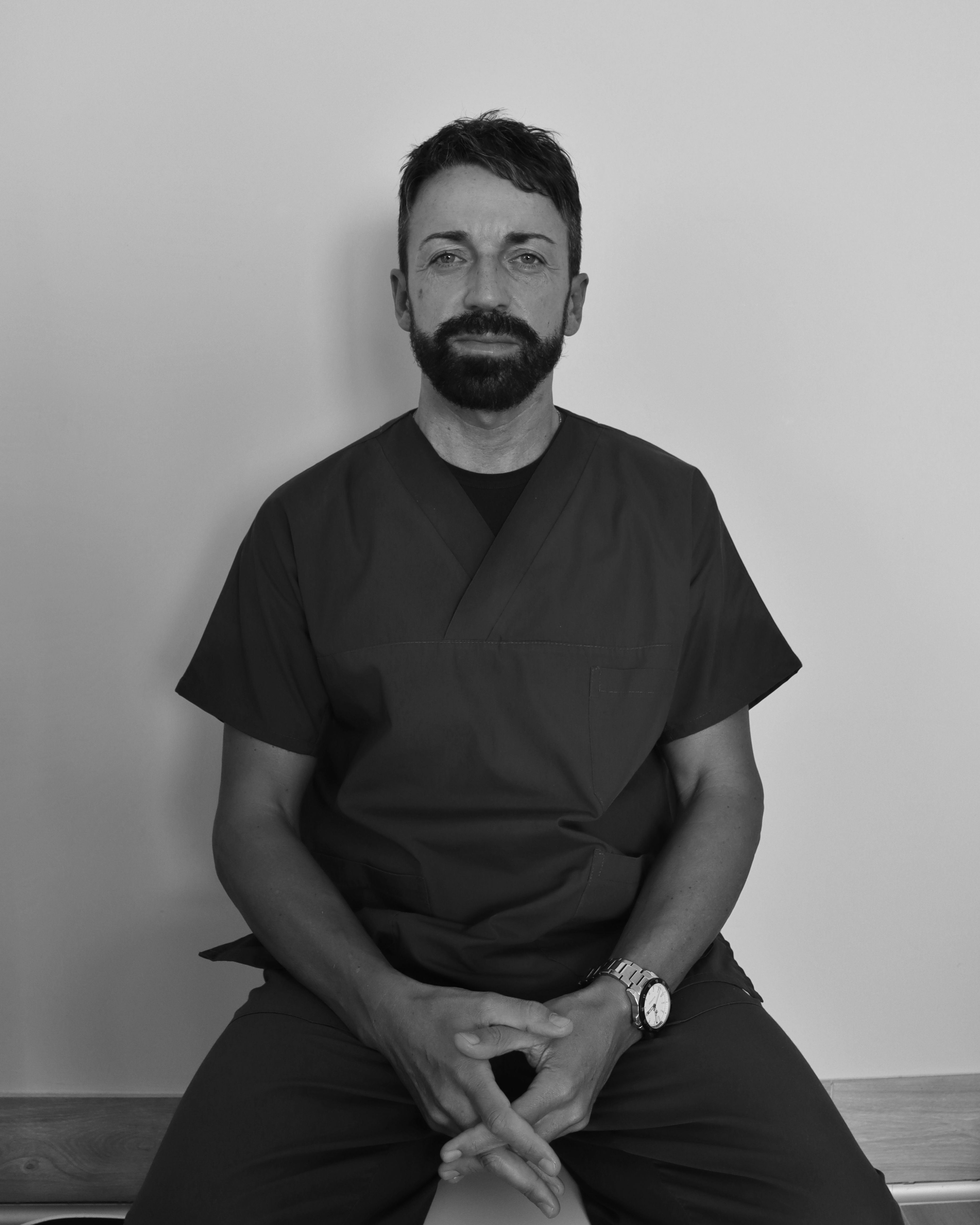 Riabilitazione del paziente cronico, del paziente post-chirurgico e post-traumatico, nonch&eacute; dello sportivo, nelle sue mani si realizza cos&igrave; attraverso un percorso di rieducazione e la rifunzionalizzazione del corpo